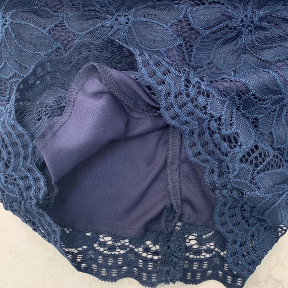 AX Paris Floral Mesh Bodycon Dress - Picture 6 of 8